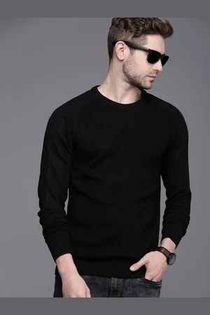 WROGN Men Black Slim Fit Raglan Sleeves Pullover