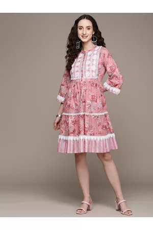 Ishin Women Mauve & White Cotton Floral Print A-Line Dress