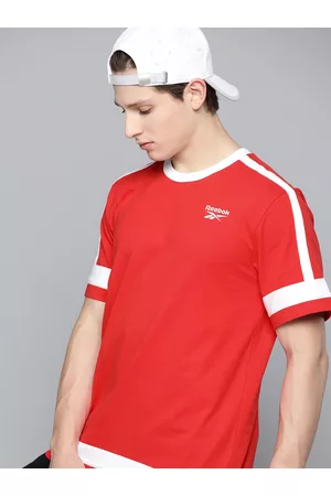 Reebok Men Red WCE Pure Cotton Solid T-shirt