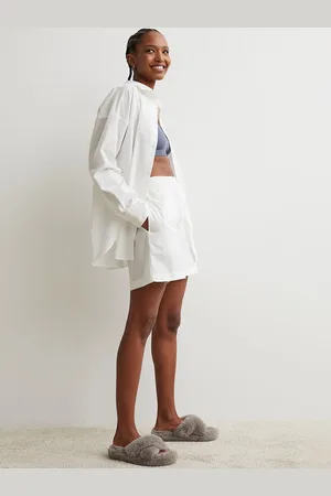 H&M White Women Cotton Poplin Shorts