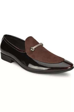 San Frissco Men Maroon Loafers