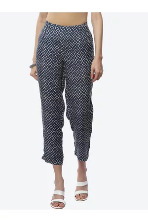 Black Solid Pant - Selling Fast at Pantaloons.com