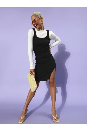 ATHENA Black Solid Knitted Dress