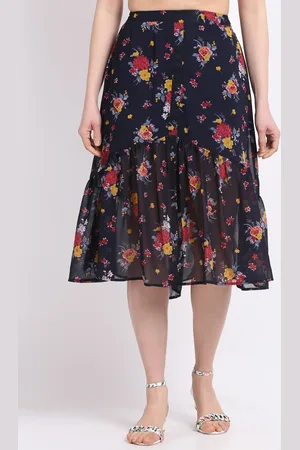 La Zoire Women Black & Red Floral Printed Midi Skirts
