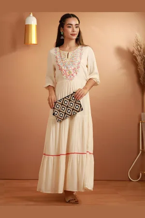 Priyaasi Black Geometric Oversized Embellished Handheld Bag