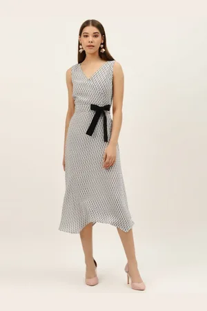 DODO & MOA Women White & Black A-Line Midi Dress