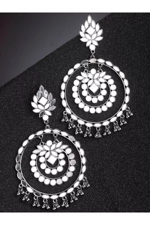 karatcart Silver-Toned & White Circular Drop Earrings