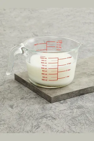 Home Centre Transparent Solid Borosilicate Glass Measuring Jug
