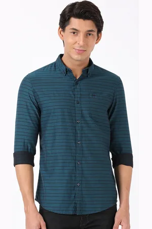 Lee Men Blue Classic Slim Fit Horizontal Stripes Striped Casual Shirt