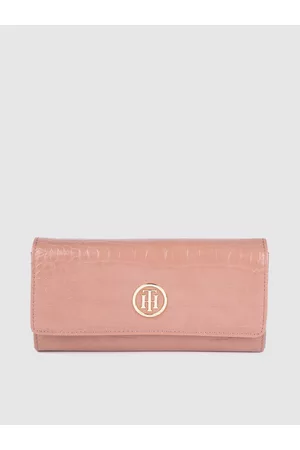 Tommy Hilfiger Women Salmon Pink Animal Textured PU Envelope Wallet