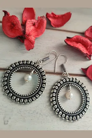 Binnis Wardrobe White Silver Plated Contemporary Drop Earrings