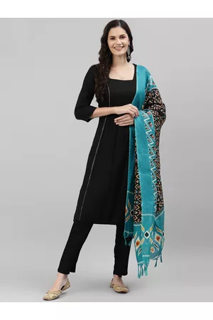 DEEBACO Women Pleated Kurta with Trouser & Printed Dupatta