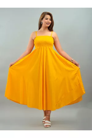 IQRAAR Women Yellow Solid Maxi Dress