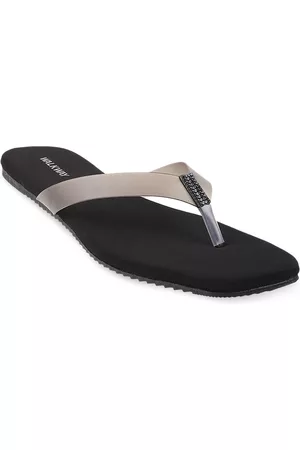 Metro Women Black Solid T-Strap Flats