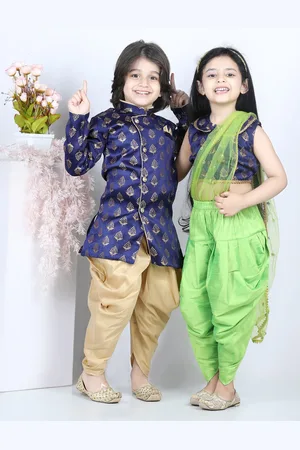 BownBee Girls Blue & Green Embellished Attached Dupatta Dhoti Jacquard Top For Girls