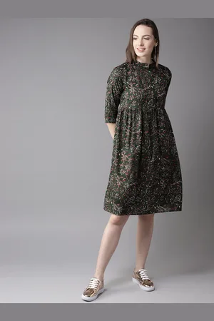 HERE&NOW Women Green & Red Printed Fit & Flare Dress