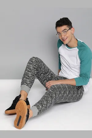 HERE&NOW Men Grey Melange & Black Printed Straight Fit Joggers