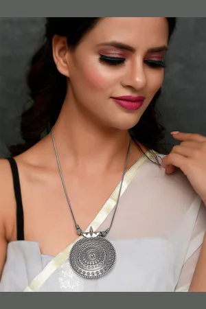 Silvermerc Designs Women Silver-Toned Brass Silver-Plated Oxidised Necklace