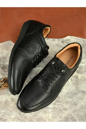 San Frissco Men Black Solid Sneakers