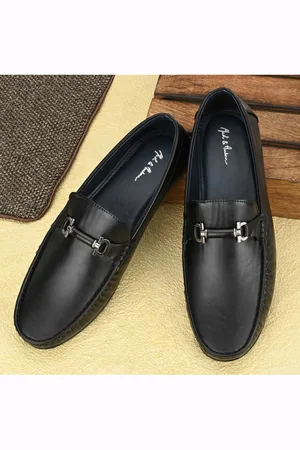 Mast & Harbour Men Black Driving Shoes