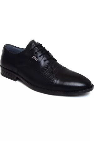 ZOOM Men Black Textured Formal Leather Derbys