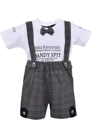 Wish Karo Girls Grey & White Printed T-shirt with Dungaree