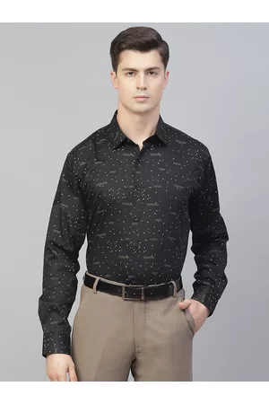 MANQ Men Black & White Geometric Printed Pure Cotton Semiformal Shirt