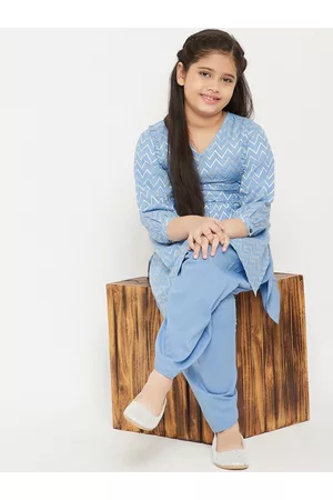 Stylo Bug Girls Blue & Silver Chevron Embroidered Cotton Handloom Kurta with Salwar