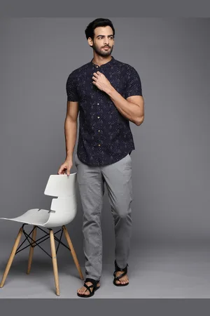 Indo Era Men Navy Blue Smart Printed Cotton Casual Shirt