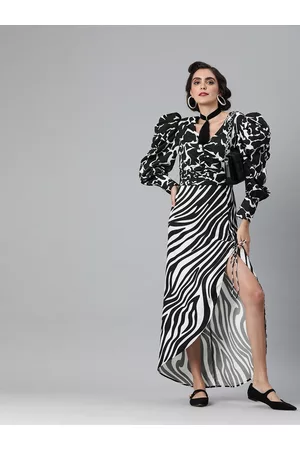 KASSUALLY Women White & Black Animal Printed Power Shoulder Maxi Dress