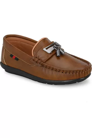 CARLO ROMANO Boys Tan Brown Solid Formal Loafers