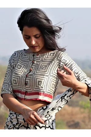 Chidiyaa Women White & Black Checked Saree Blouse
