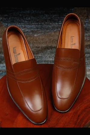 LOUIS STITCH Men Tan-Brown Solid Leather Formal Loafers