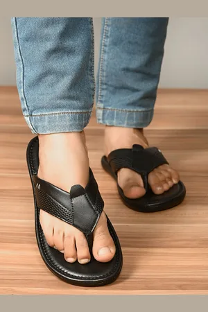 San Frissco Men Black Solid Flip Flops