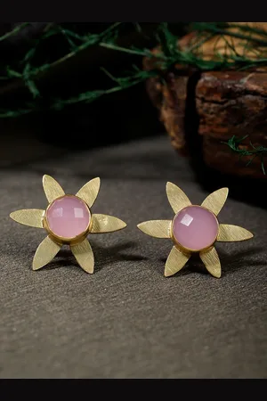 Berserk Women Gold Toned And Pink Gold Plated Rose Quartz Floral Studs