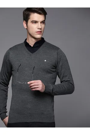Louis Philippe Men Charcoal Grey Solid V-Neck Pullover