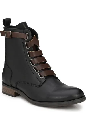 Delize Men Black Solid Leather Flat Boots