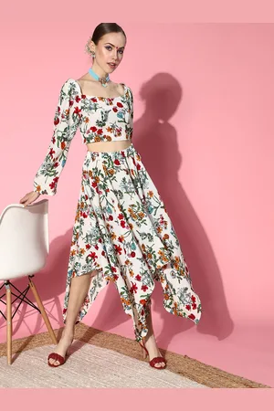 Sangria Women White Floral Printed Crop Top with Skirt