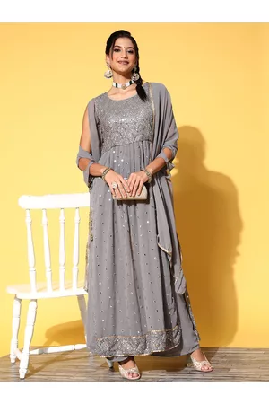Chhabra 555 Women Geometric Poly Georgette Shimmer & Sequin Kurta Set