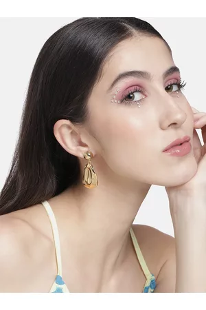 DressBerry Women Gold-Toned Contemporary Drop Earrings
