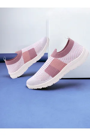 YK Girls Colourblocked Slip-On Sneakers