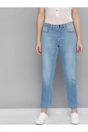 Mast & Harbour Women Blue Boyfriend Fit Mid-Rise Clean Look Stretchable Cropped Jeans