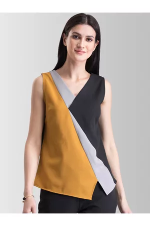 FableStreet Women Black Colourblocked Top