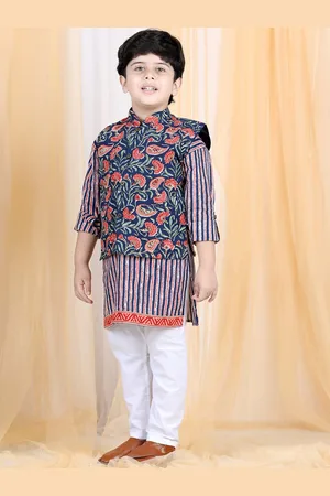LIL PITAARA Boys Navy Blue Floral Printed Pure Cotton Kurta Set With Nehru Coat