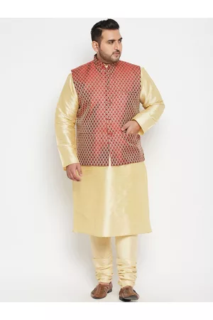 Vastramay Men Gold-Toned & Maroon Woven Designed Kurta with Churidar & Jacket