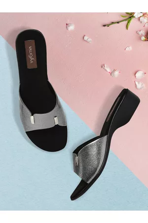 VALIOSAA Women Silver-Toned Solid Heels