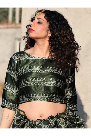 Chidiyaa Women Green Printed Silk Saree Blouse