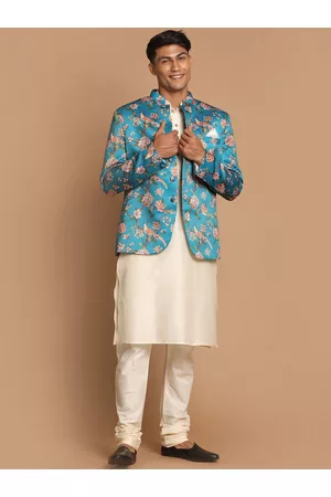 Vastramay Men Kurta With Churidar & Jacket