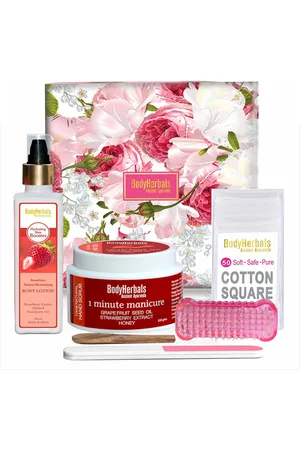 BodyHerbals 7 Pcs Natural Hand Spa Collections Gift Set