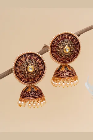 karatcart Maroon & Gold-Plated Antique Dome Shaped Jhumkas Earrings